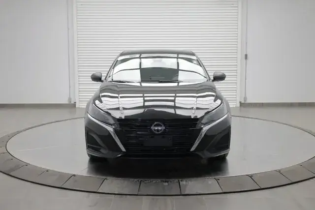 Nissan Altima 2025 photo 2