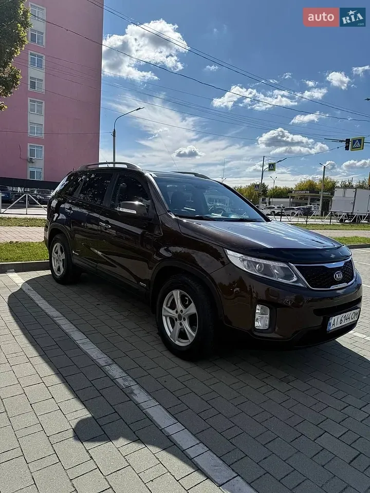 Kia Sorento 2012 photo 4