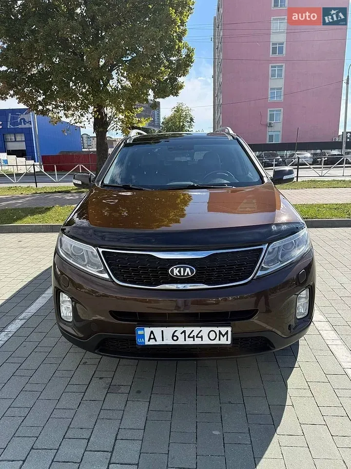Kia Sorento 2012 photo 2