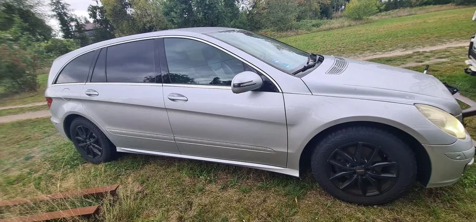Mercedes-Benz R-Class