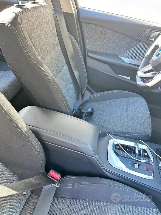 BMW 118D 2024 photo 5