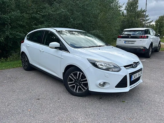 Ford Focus 2013 photo 3