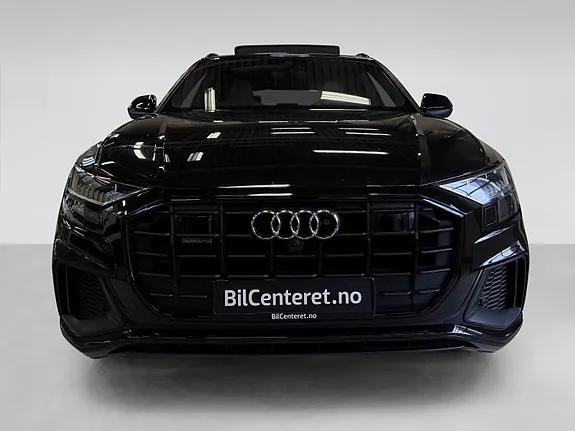 Audi Q8 2019 photo 2