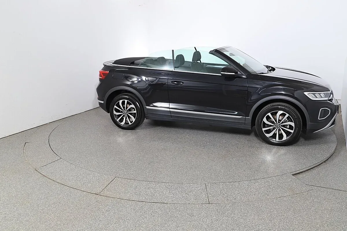 Volkswagen T-Roc 2022 photo 3