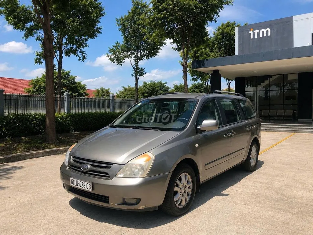 Kia Carnival 2009 photo 3