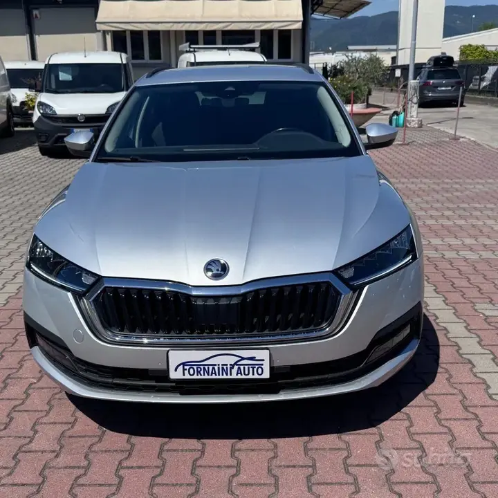 Skoda Octavia 2023 photo 3