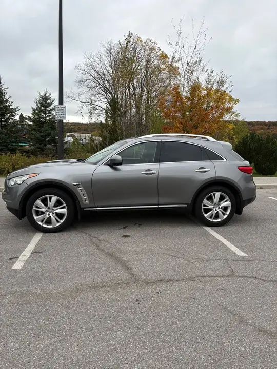 Infiniti Fx35 2012 photo 2
