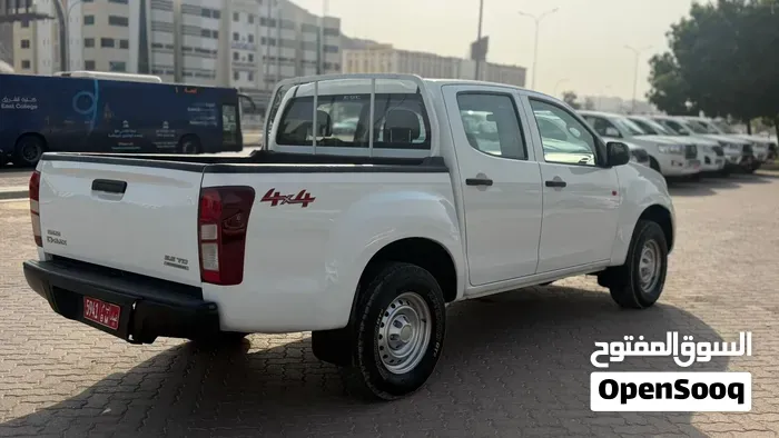 Isuzu D-Max 2022 photo 2