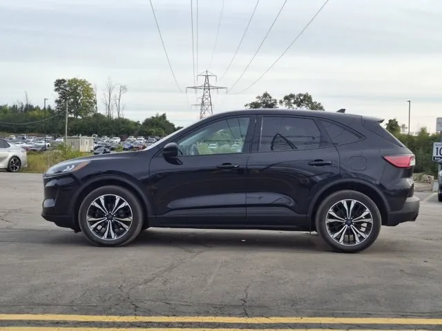 Ford Escape 2022 photo 2