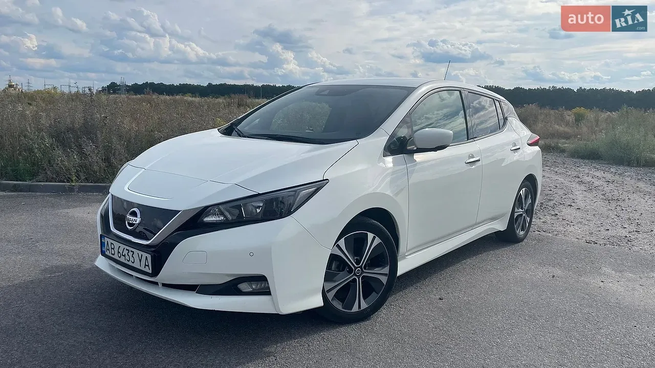 Nissan Leaf 2020 photo 2