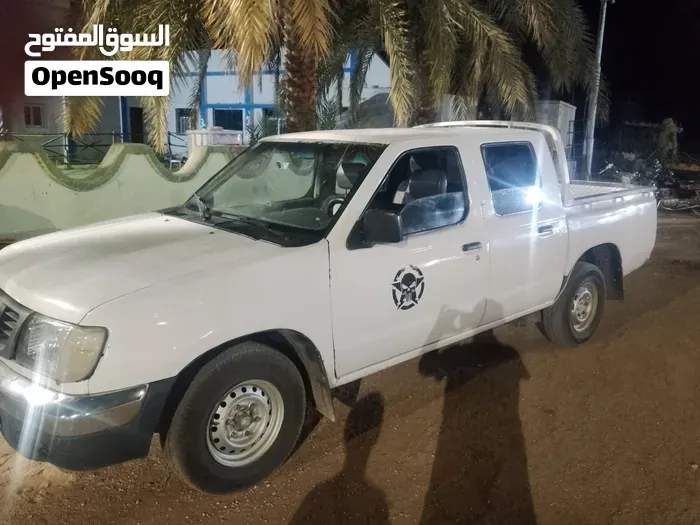 Nissan Pickup 2009 photo 4