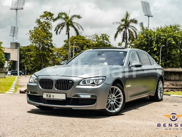 BMW 735Li 2013 photo 5