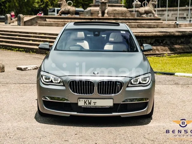 BMW 735Li 2013 photo 4