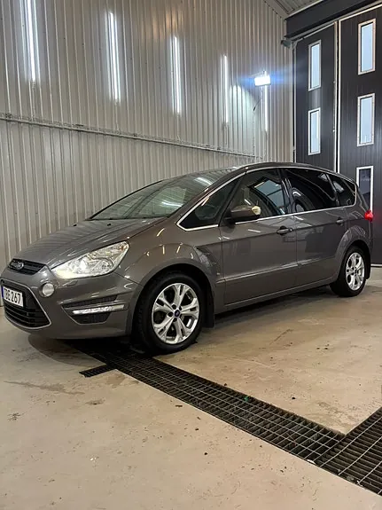 Ford S-Max 2015 photo 2