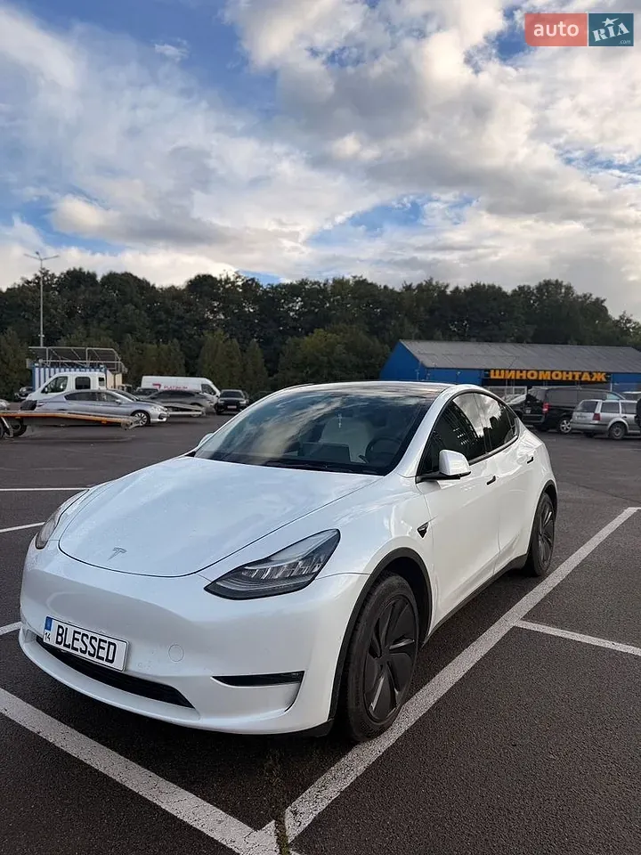 Tesla Model Y 2021 photo 5