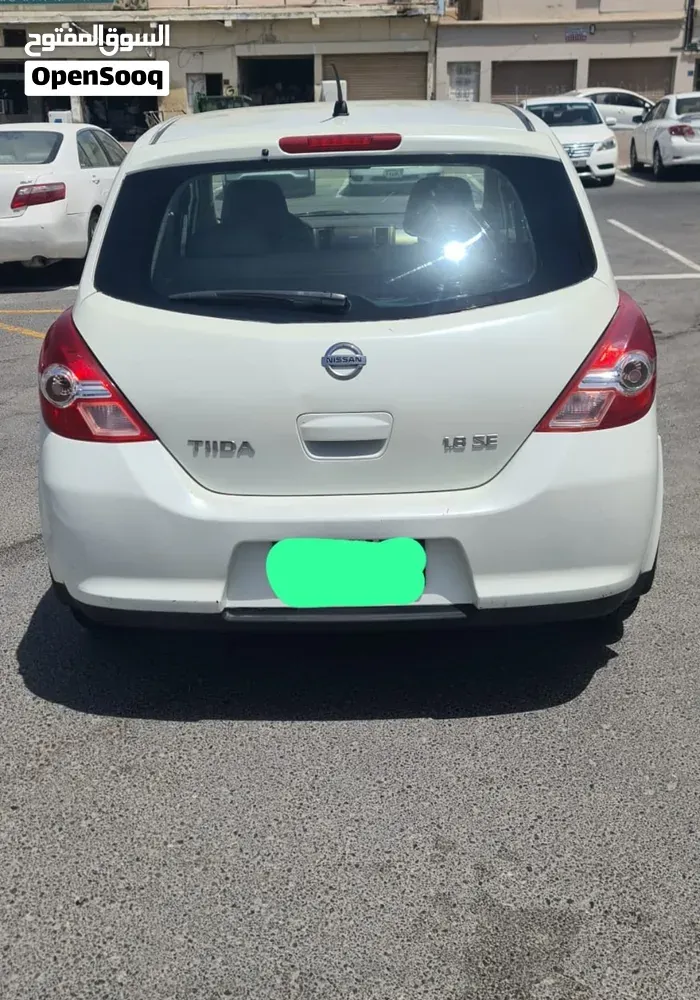 Nissan Tiida