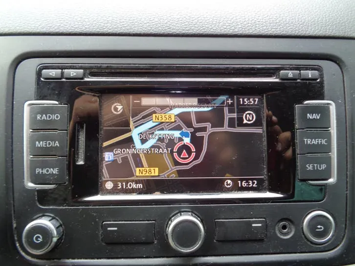 Volkswagen Sharan 2011 photo 3