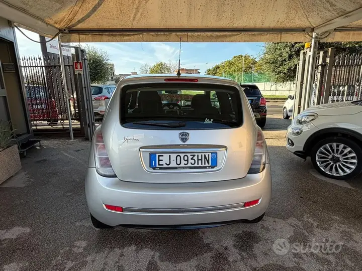 Lancia Ypsilon 2011 photo 5