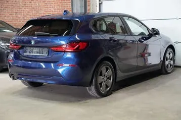 BMW 1 Series 2020 photo 2