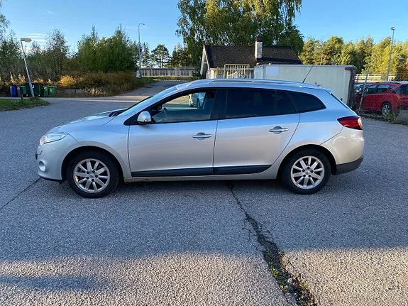 Renault Megane 2012 photo 3