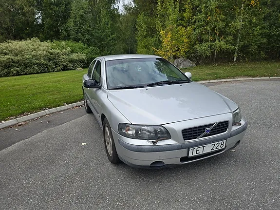 Volvo S60 2002 photo 2