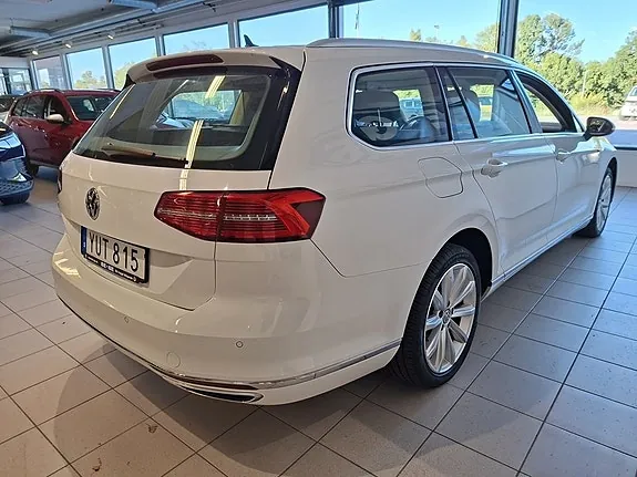 Volkswagen Passat 2018 photo 4