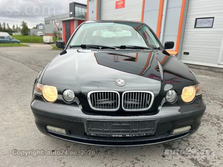 BMW E46 316Ti 2002 photo 2