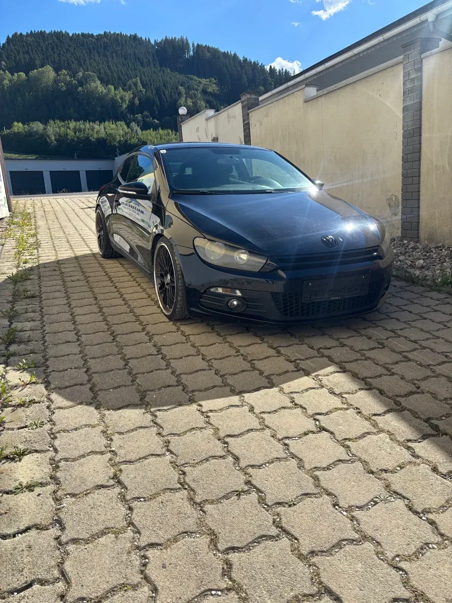 Volkswagen Scirocco 2009 photo 2