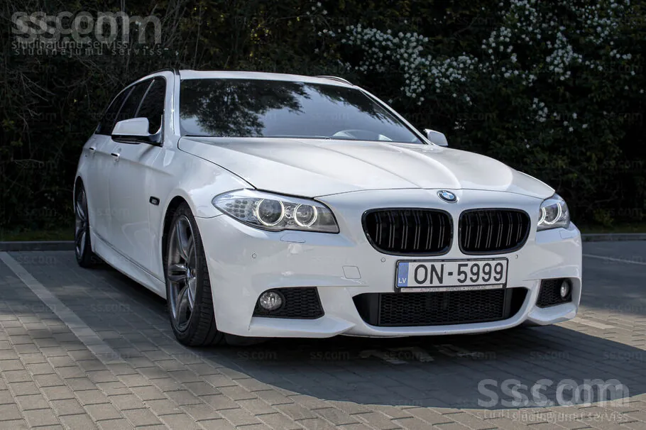 BMW 530 2011 photo 2