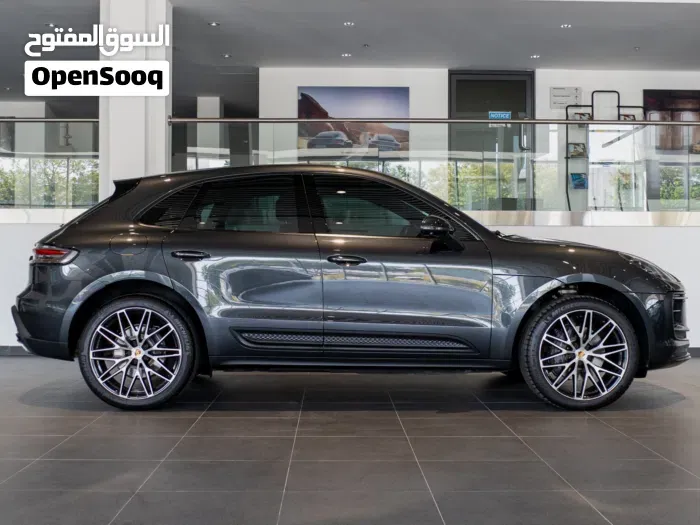 Porsche Macan 2022 photo 2