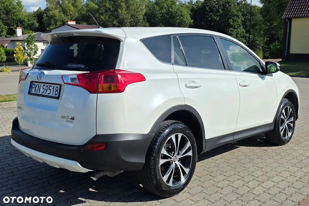 Toyota Rav4 2015 photo 5