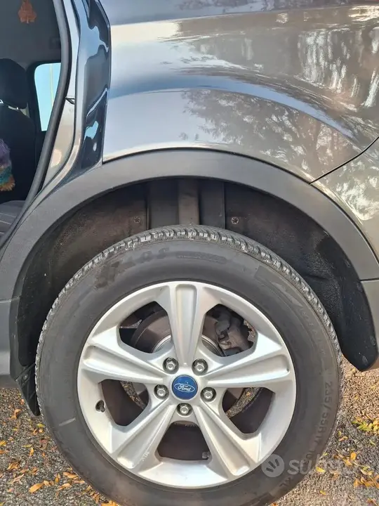 Ford Kuga 2016 photo 4
