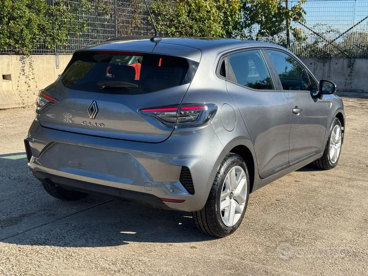 Renault Clio 2025 photo 3