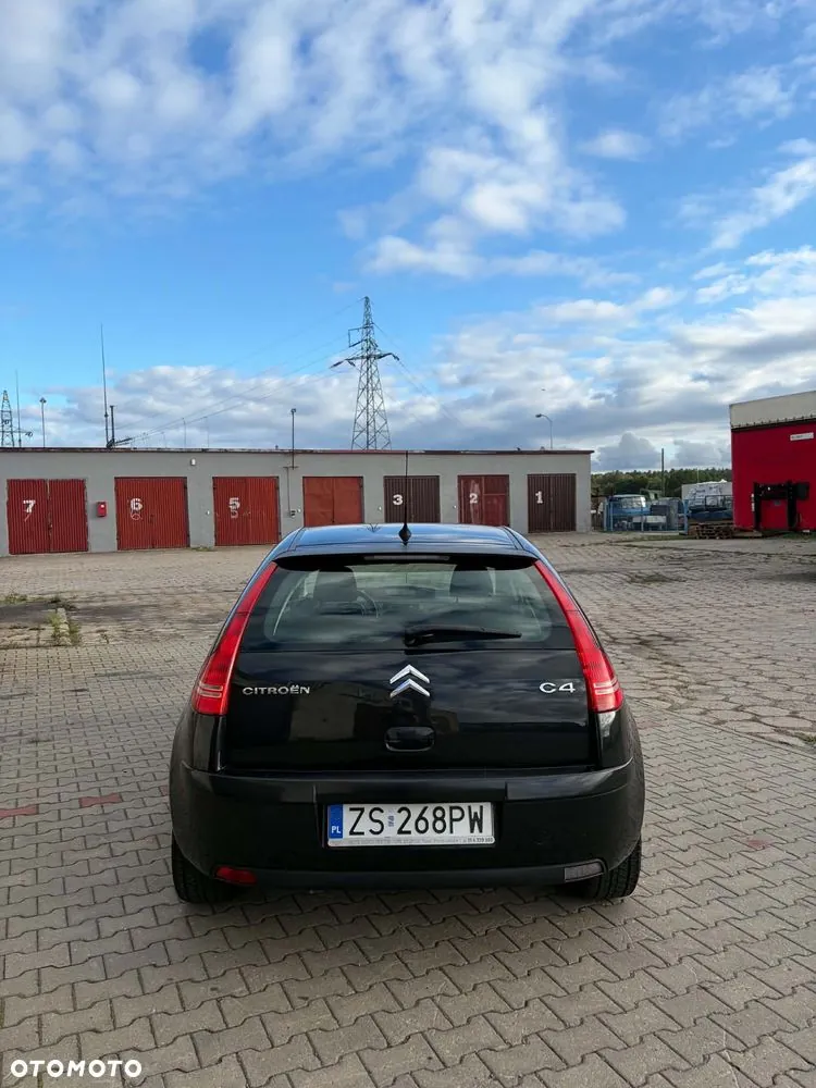Citroen C4 2005 photo 3