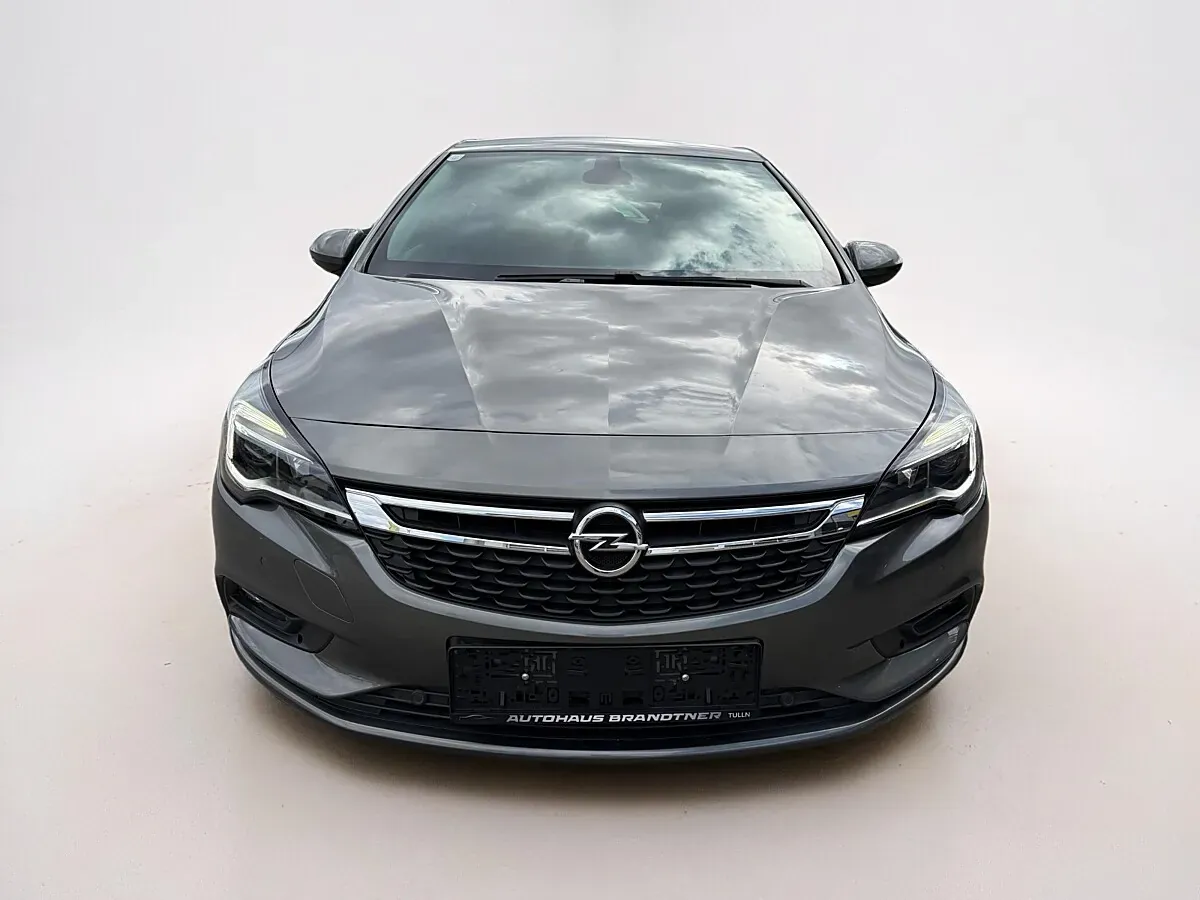 Opel Astra 2018 photo 2