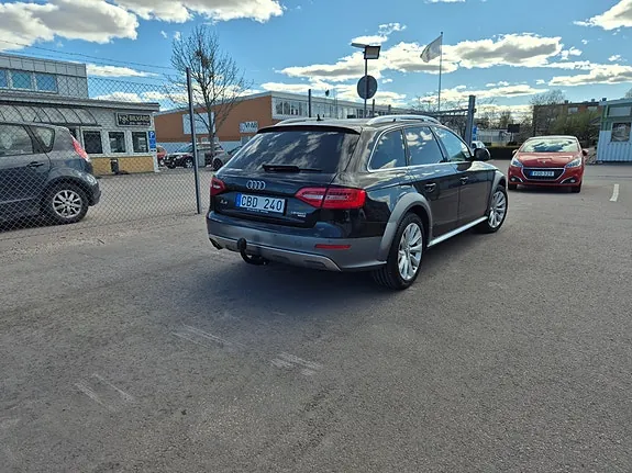 Audi A4 Allroad 2013 photo 3