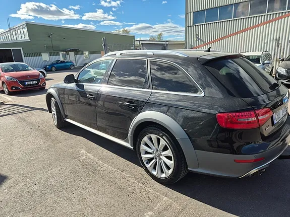 Audi A4 Allroad 2013 photo 4