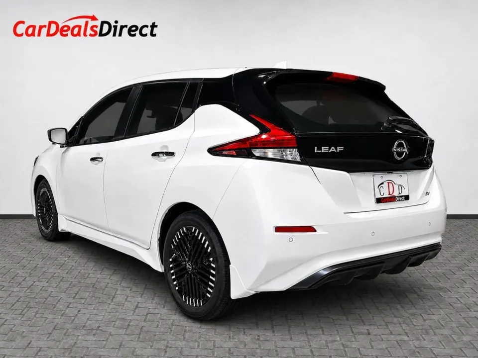 Nissan Leaf 2023 photo 5