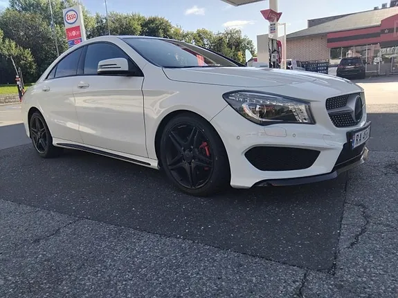Mercedes-Benz Cla200 2015 photo 2