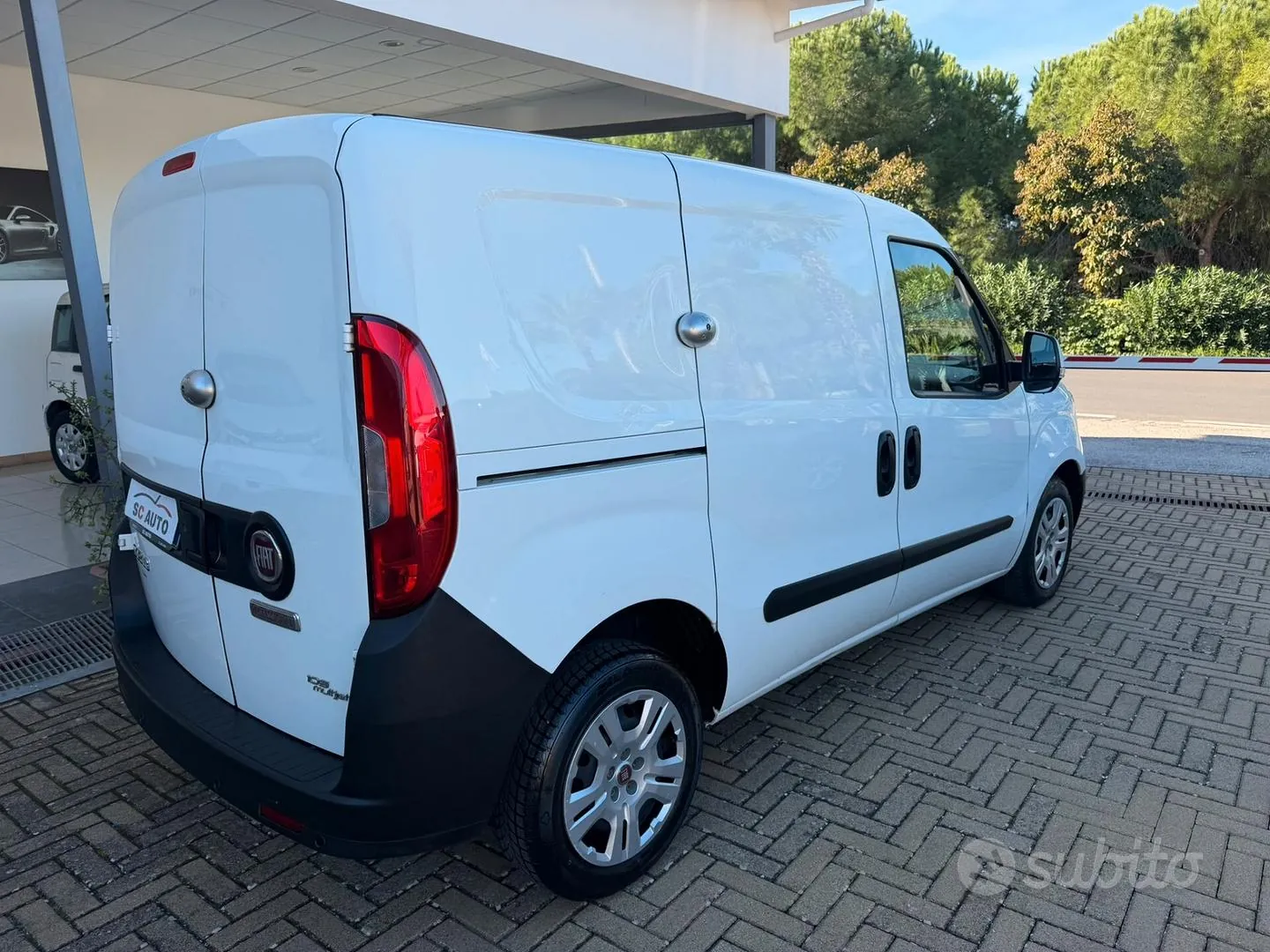 Fiat Doblò 2015 photo 5