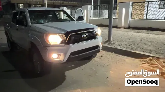 Toyota Tacoma 2010 photo 2