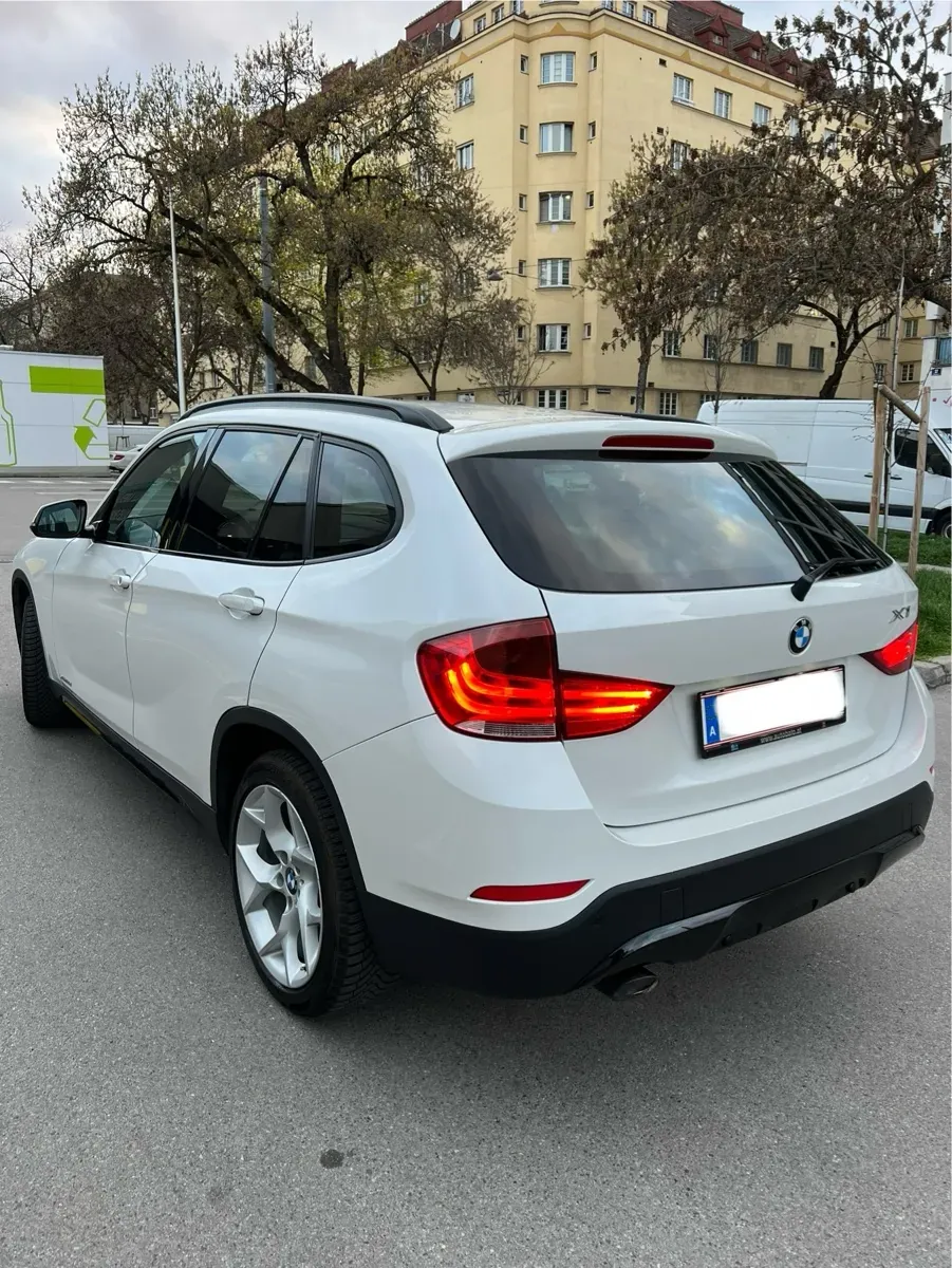 BMW X1 2012 photo 3