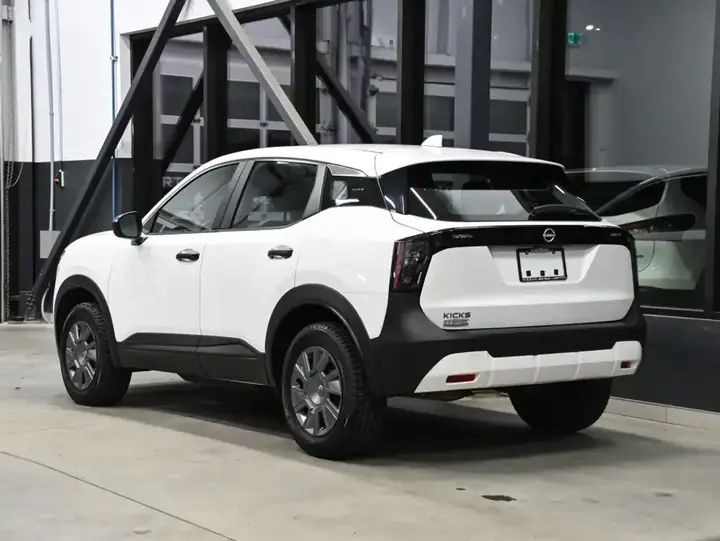 Nissan Kicks 2025 photo 3