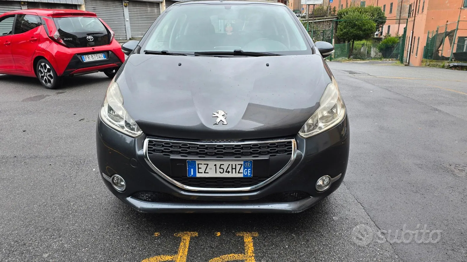 Peugeot 208