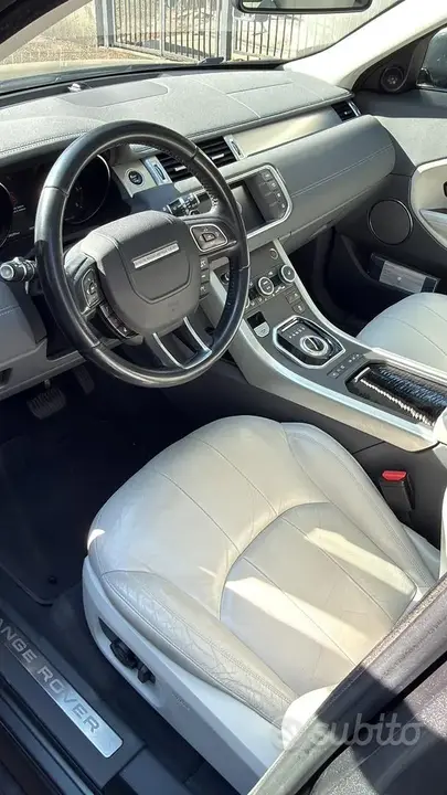 Land Rover Range Rover Evoque 2017 photo 5