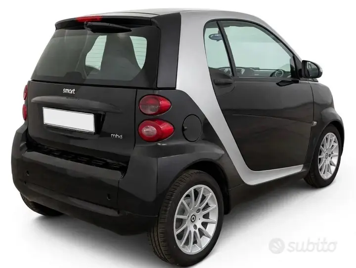 Smart Fortwo 2011 photo 3