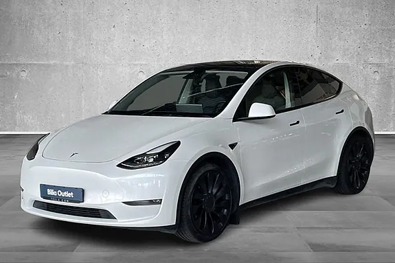 Tesla Model Y 2023 photo 2
