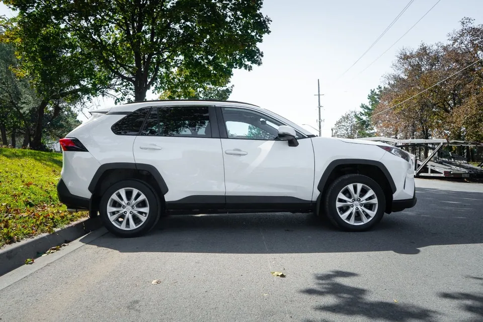 Toyota Rav4 2020 photo 4