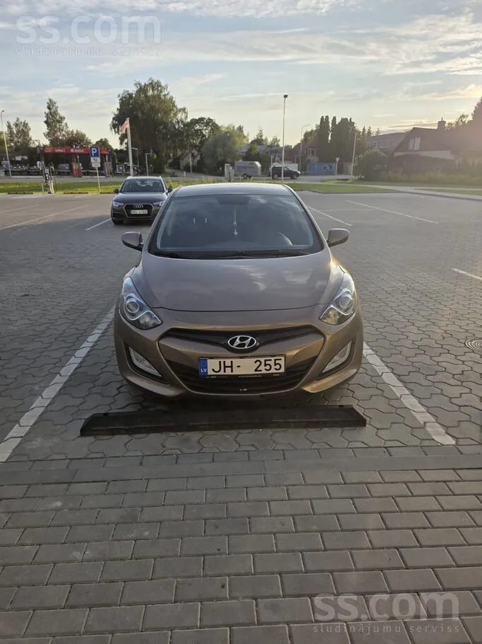 Hyundai I30 2013 photo 3