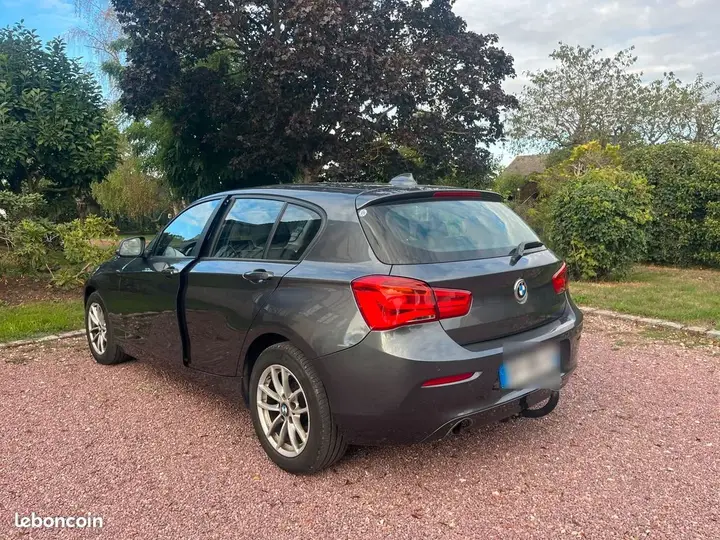 BMW 1 Series 2016 photo 2
